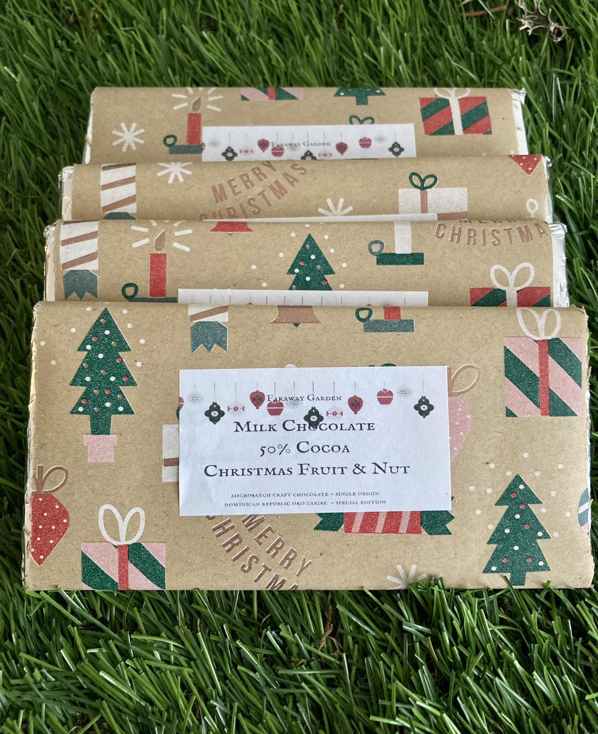 Milk Chocolate 51% cacoa Christmas Fruit & Nut 100g