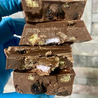 Milk Chocolate Nicaragua Nugu 51% with Biscuits, Raisins and Marshmallow 75g